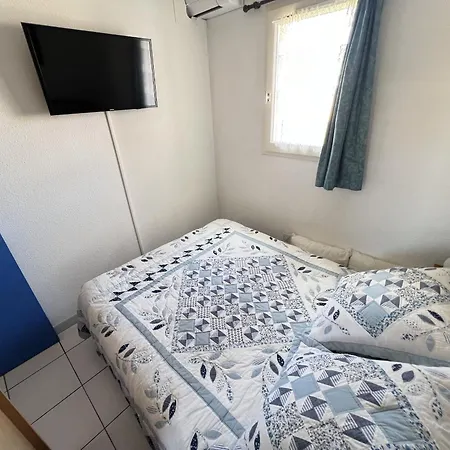 Pavillon Pour 4/5 Pers, Proche Plage, Parking Prive Et Climatisation - Fr-1-781-91 Holiday home *